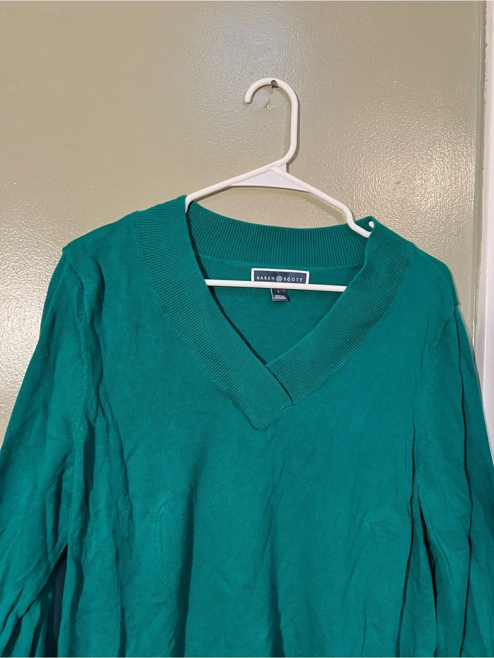 Karen Scott Women's Size Large V-Neck Pullover Sweater Kelly Green 100% Cotton